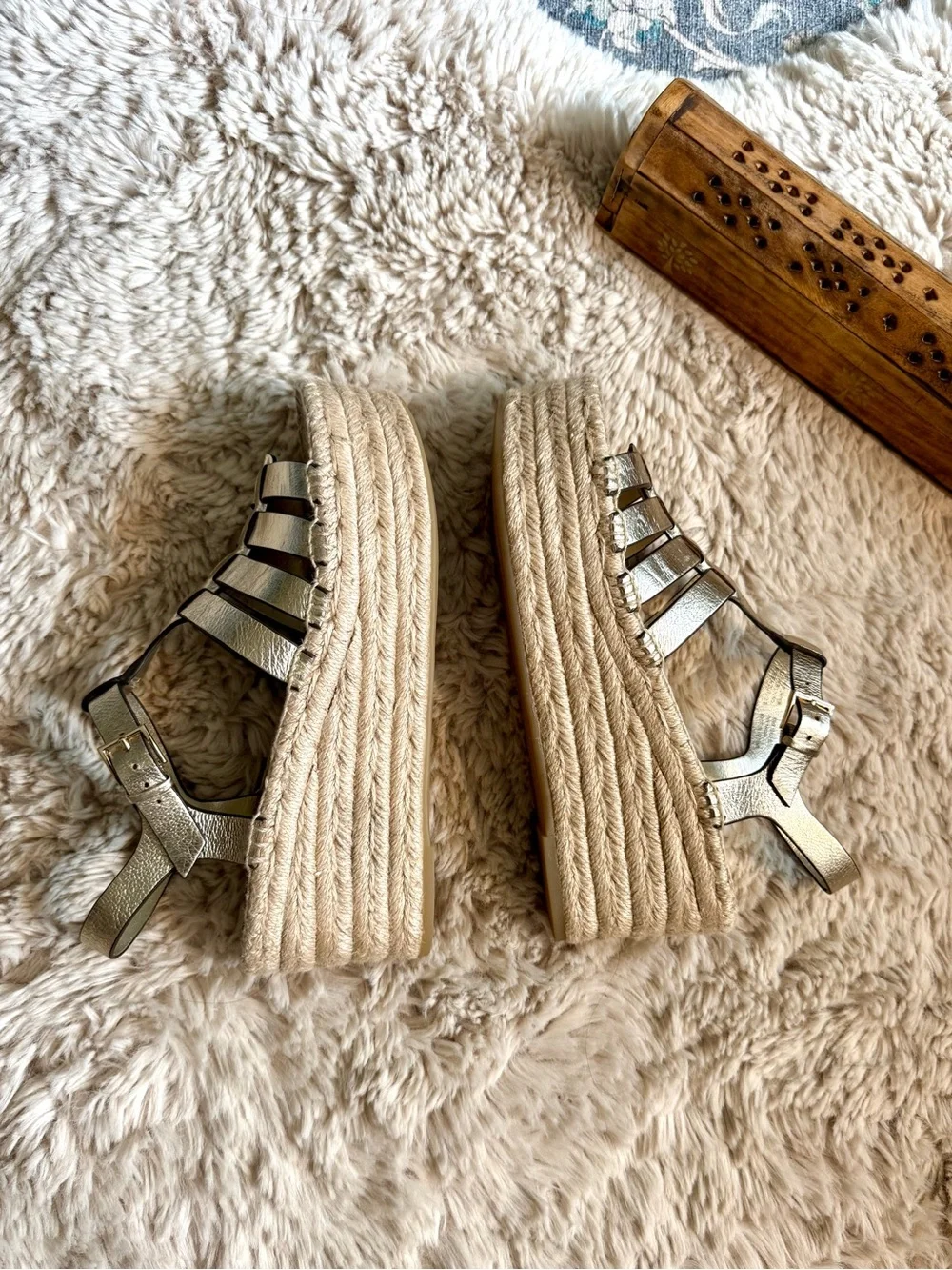 TORY BURCH Gold Metallic Leather platform espadrille wedge Fisherman Sandals